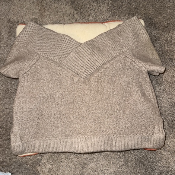 Club Monaco wool sweater vest - Picture 3 of 7
